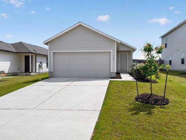 604 Marty Allen LOOP , Jarrell, TX 76537