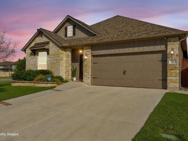 101 Double Mountain RD , Liberty Hill, TX 78642