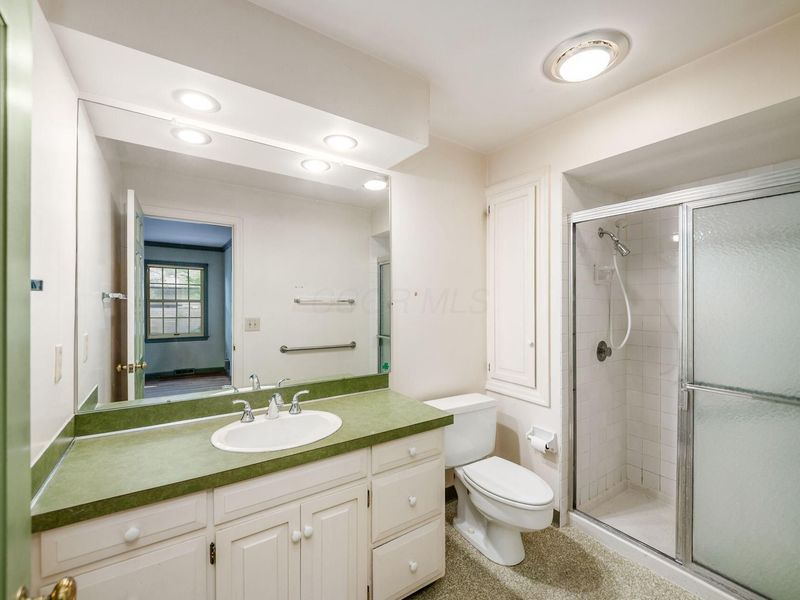 2357 Dorset Road, Columbus, OH 43221 Photo 31