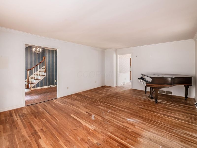 2357 Dorset Road, Columbus, OH 43221 Photo 9