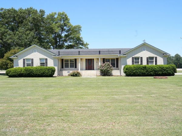 4556 Garland Highway, Clinton, NC 28328