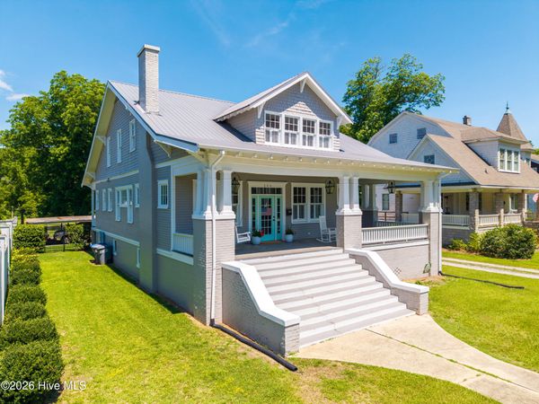 206 S King Street, Windsor, NC 27983