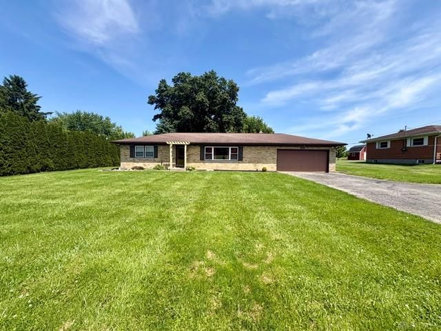 2648 S Burnett Road, Springfield, OH 45505 Main Photo