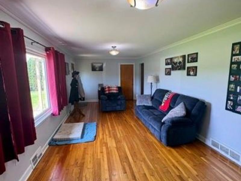 2648 S Burnett Road, Springfield, OH 45505 Photo 8
