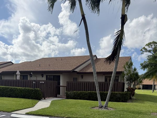 817 Sky Pine Way, Unit H, Greenacres, FL 33415