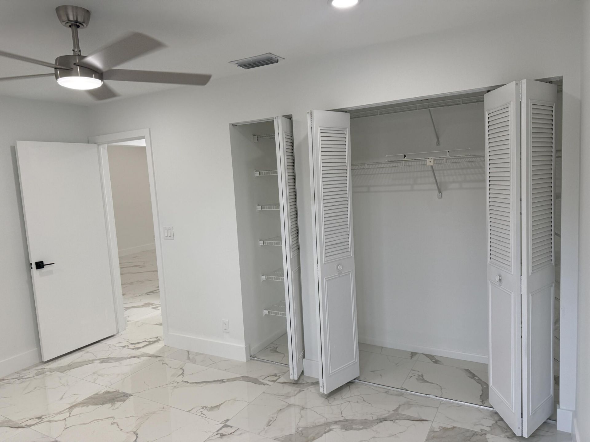 817 Sky Pine Way, Unit H, Greenacres, FL 33415 Photo