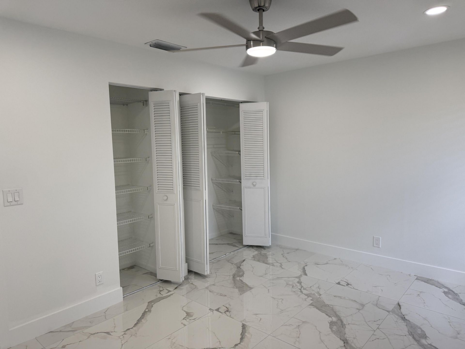 817 Sky Pine Way, Unit H, Greenacres, FL 33415 Photo