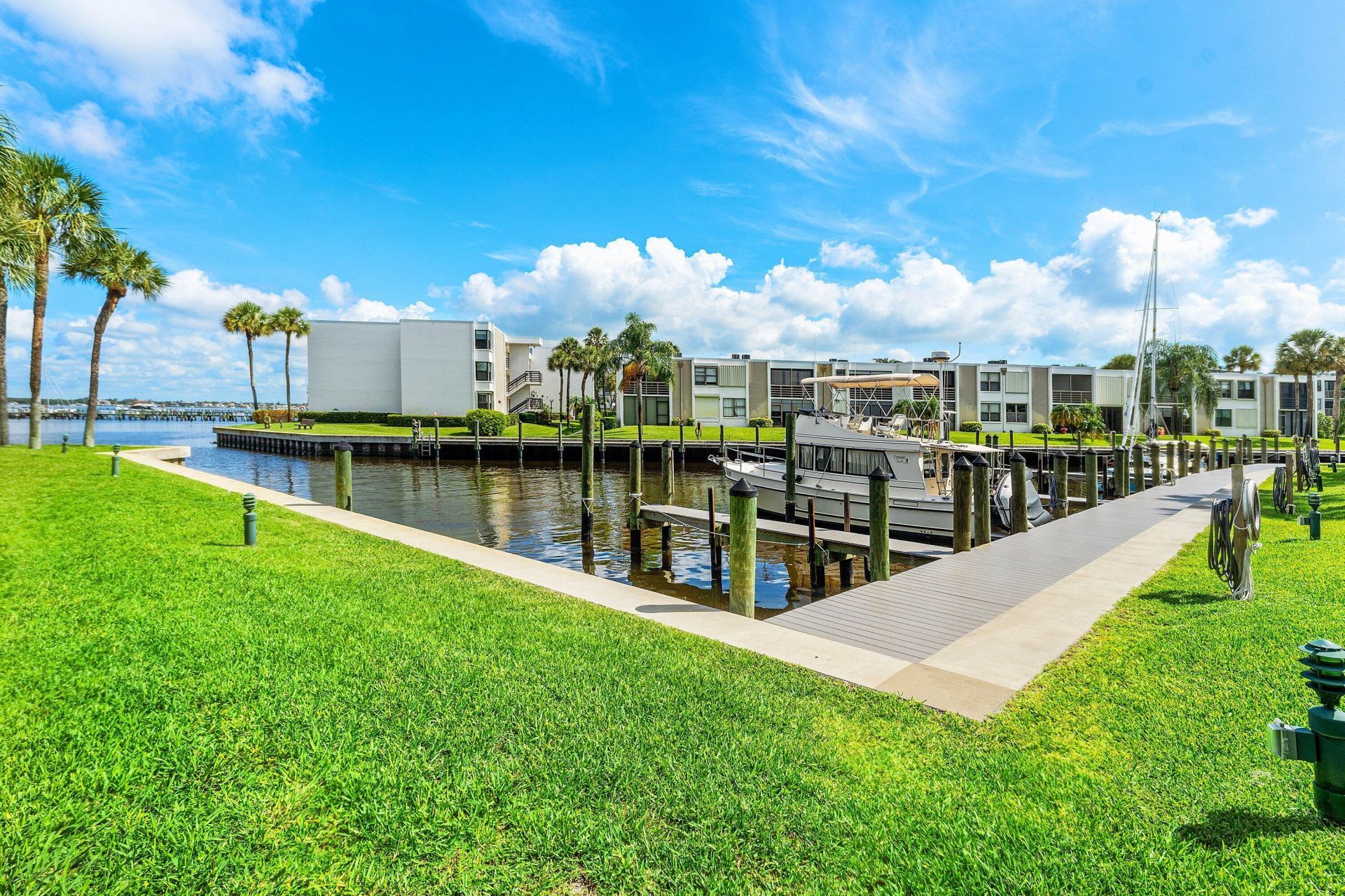 1950 SW Palm City Road, Unit 14203, Stuart, FL 34994 Photo