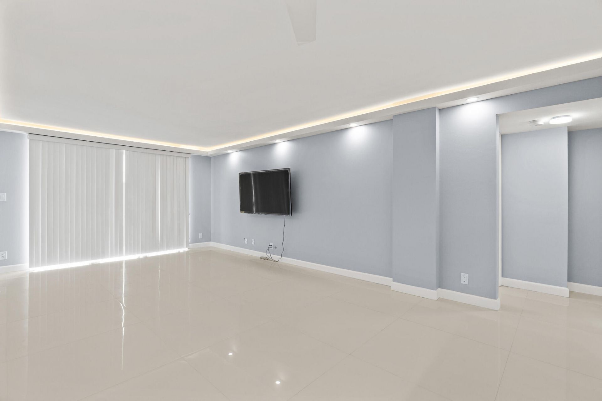 3580 S Ocean Boulevard, Unit 8b, South Palm Beach, FL 33480 Photo