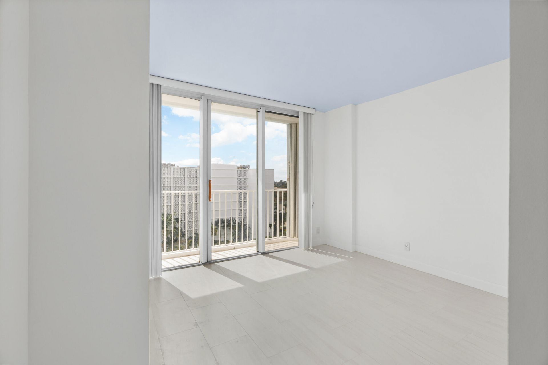 3580 S Ocean Boulevard, Unit 8b, South Palm Beach, FL 33480 Photo