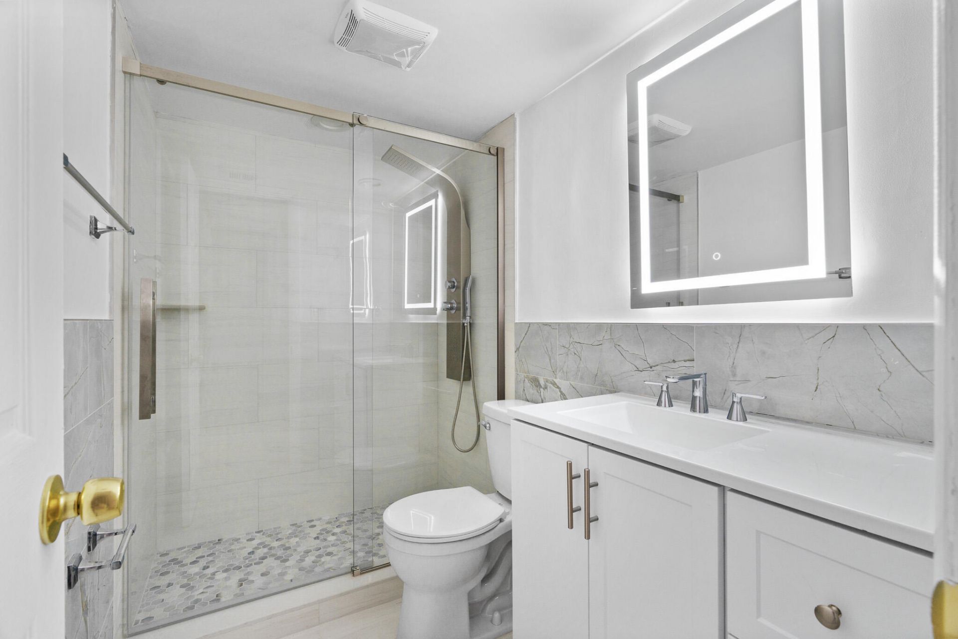 3580 S Ocean Boulevard, Unit 8b, South Palm Beach, FL 33480 Photo