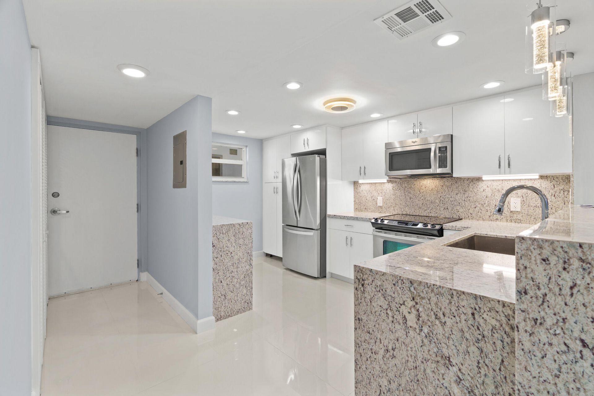 3580 S Ocean Boulevard, Unit 8b, South Palm Beach, FL 33480 Photo