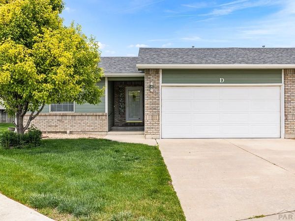 61 Sovereign Circle, Unit D, Pueblo, CO 81005
