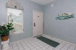 800 Castleford Circle  photo 4