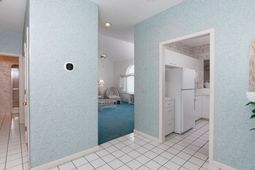 800 Castleford Circle  photo 4