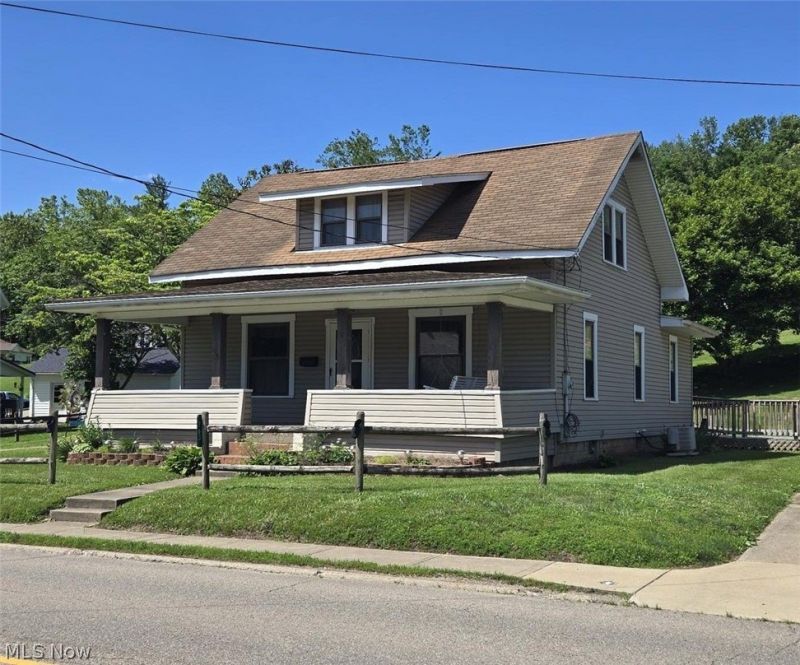 763 E Main Street , Mcconnelsville, OH 43756