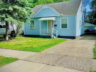 24095 Stanford Street , Dearborn Heights, MI 48125