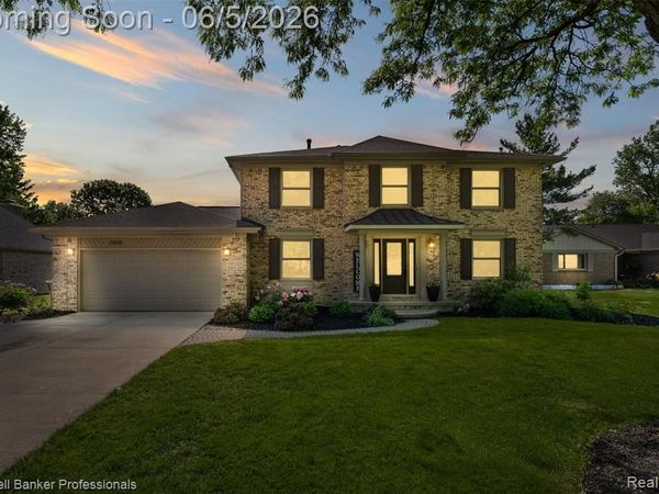 23501 Hickory Grove Lane, Novi, MI 48375