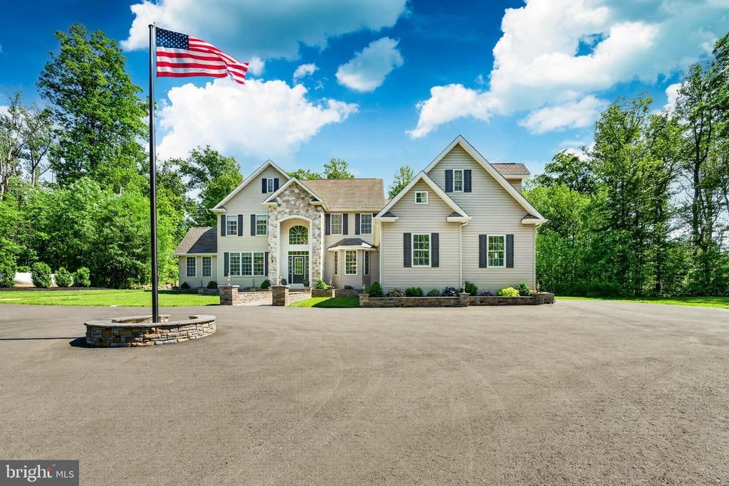 675 ROCK HILL ROAD, QUAKERTOWN, PA 18951