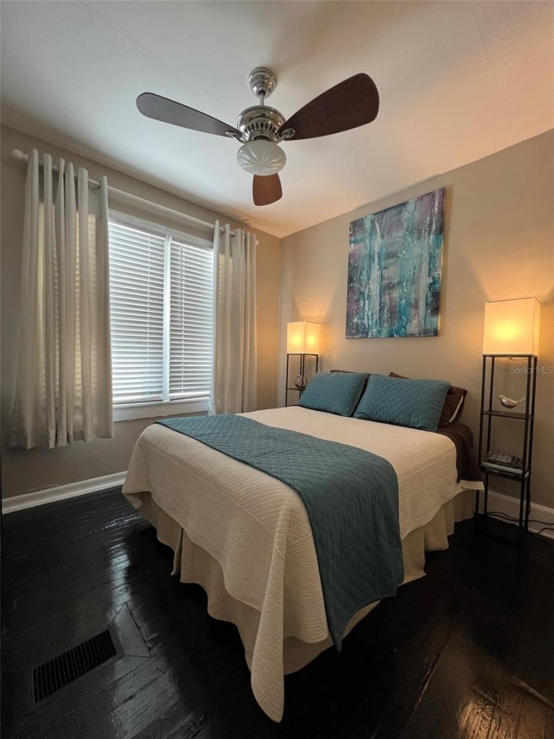 2014 Jackson Street N, Unit 5, Saint Petersburg, FL 33704 Photo