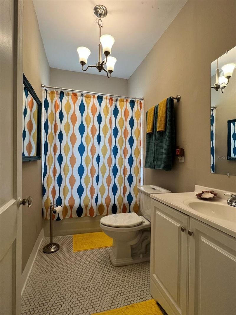 2014 Jackson Street N, Unit 5, Saint Petersburg, FL 33704 Photo