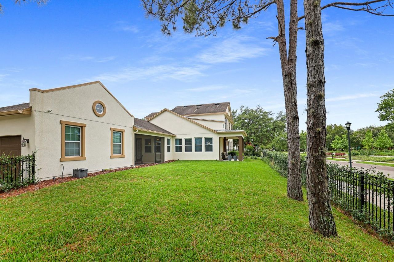 5302 Fishhawk Ridge Drive, Lithia, FL 33547 Photo