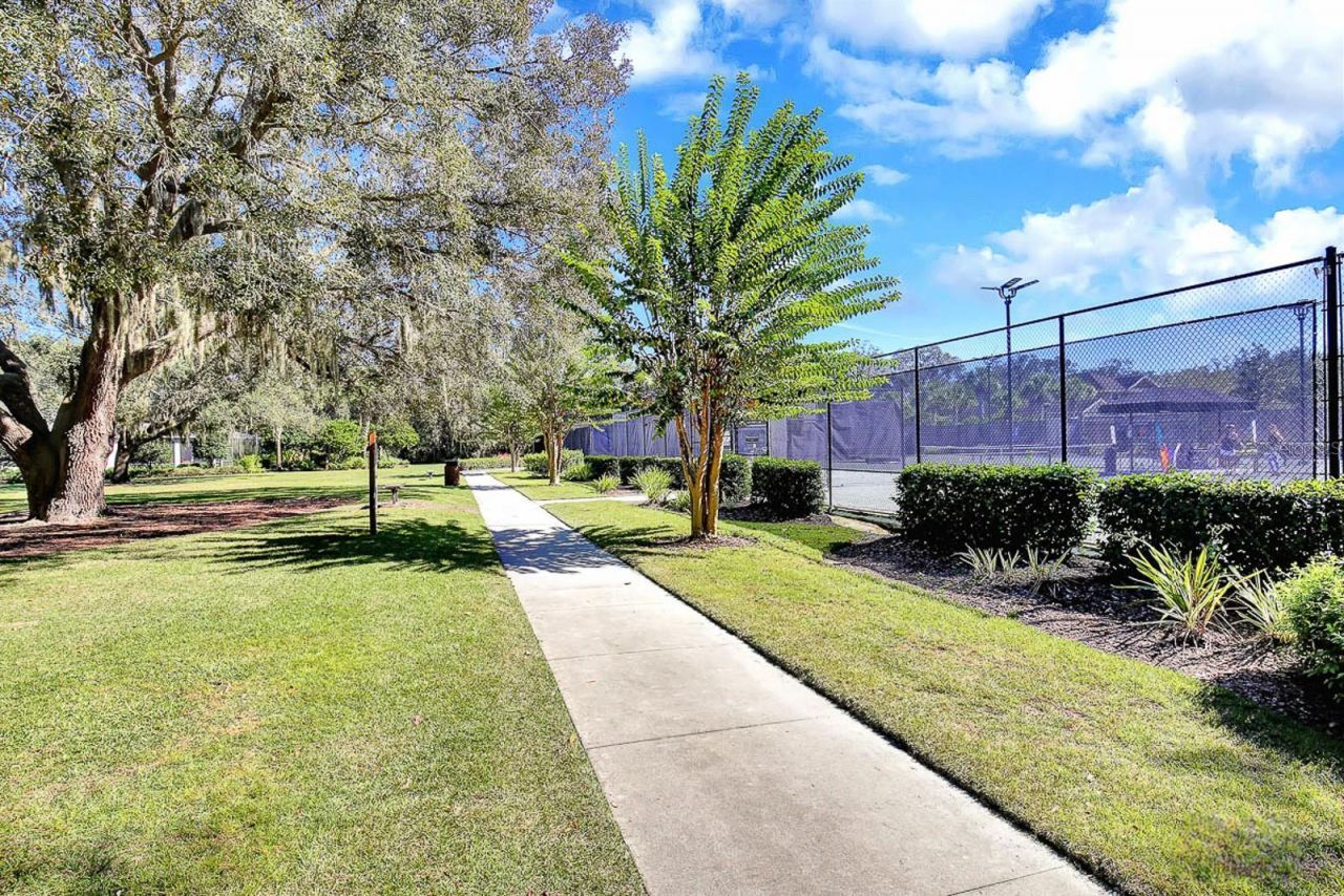 5302 Fishhawk Ridge Drive, Lithia, FL 33547 Photo