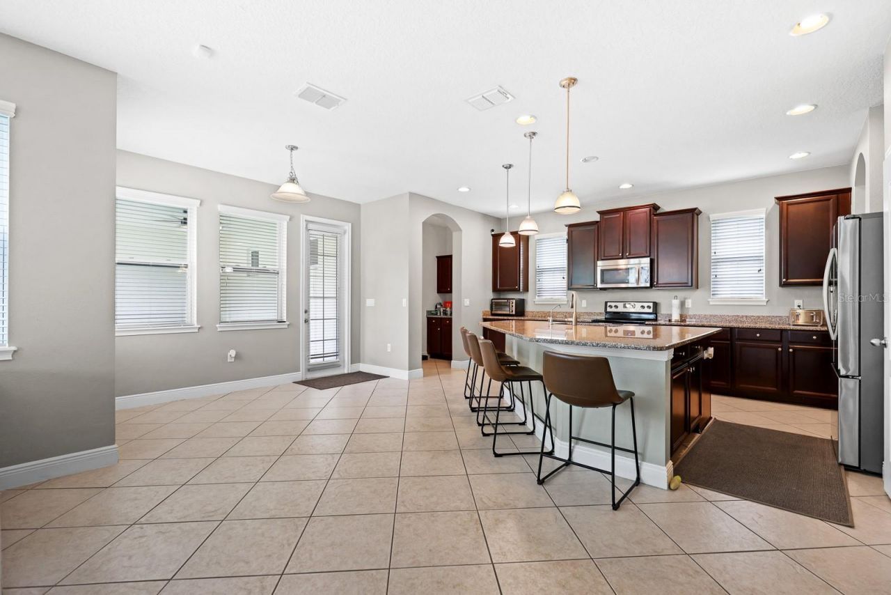 5302 Fishhawk Ridge Drive, Lithia, FL 33547 Photo