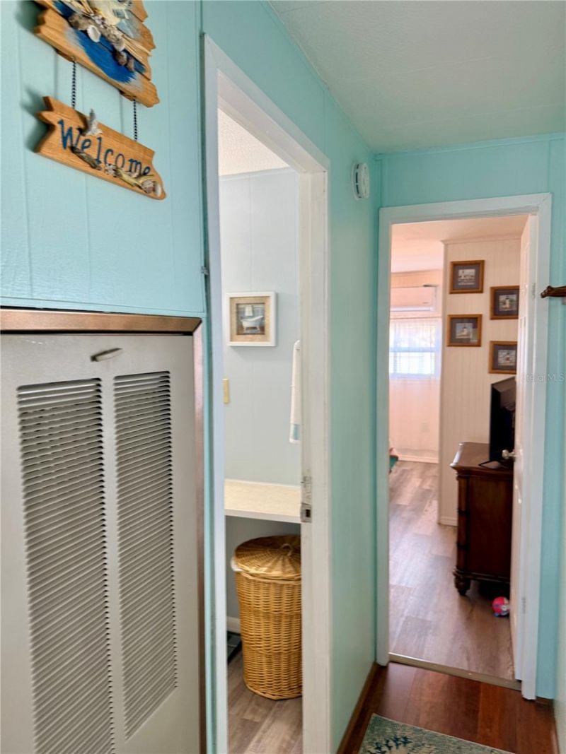 664 52nd Way S, Unit 50, Saint Petersburg, FL 33707 Photo