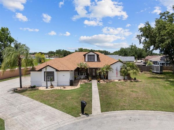 2881 CHATSWORTH LANE , LAKELAND, FL 33812