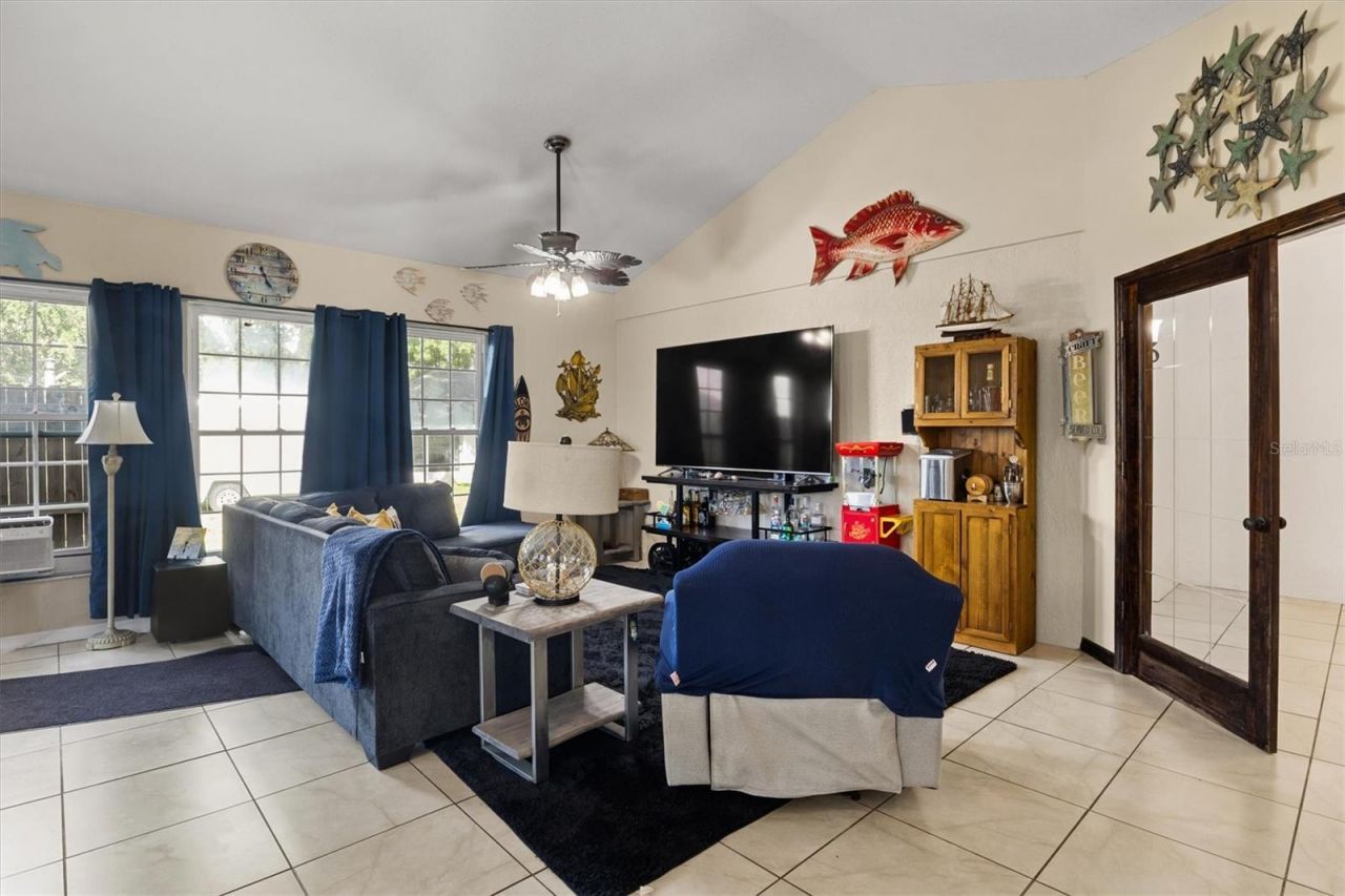 2881 Chatsworth Lane, Lakeland, FL 33812 Photo