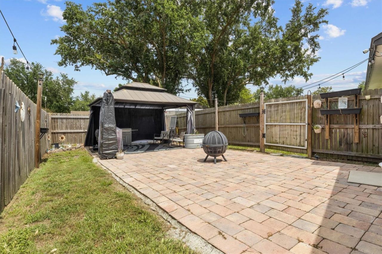 2881 Chatsworth Lane, Lakeland, FL 33812 Photo