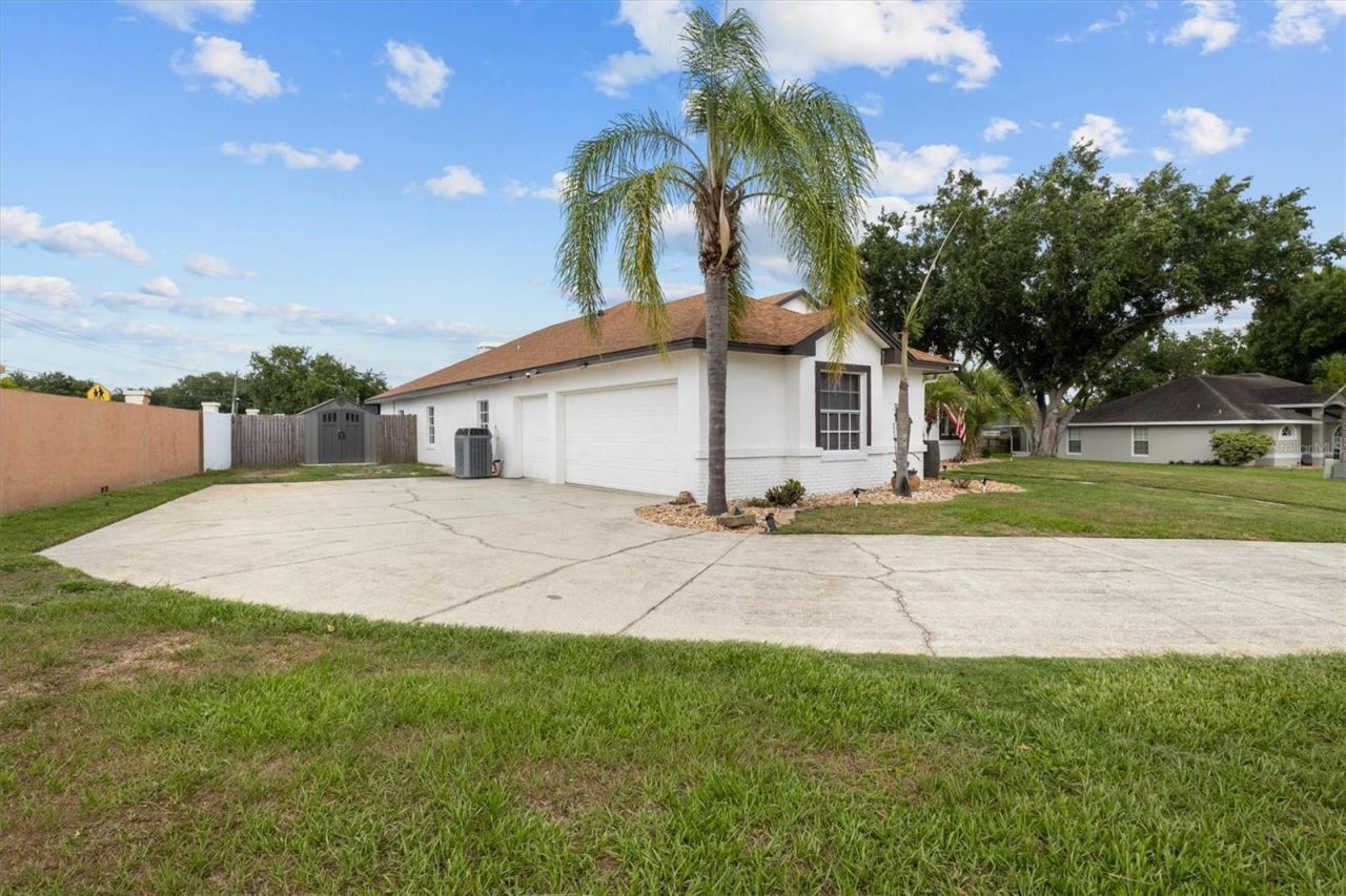 2881 Chatsworth Lane, Lakeland, FL 33812 Photo