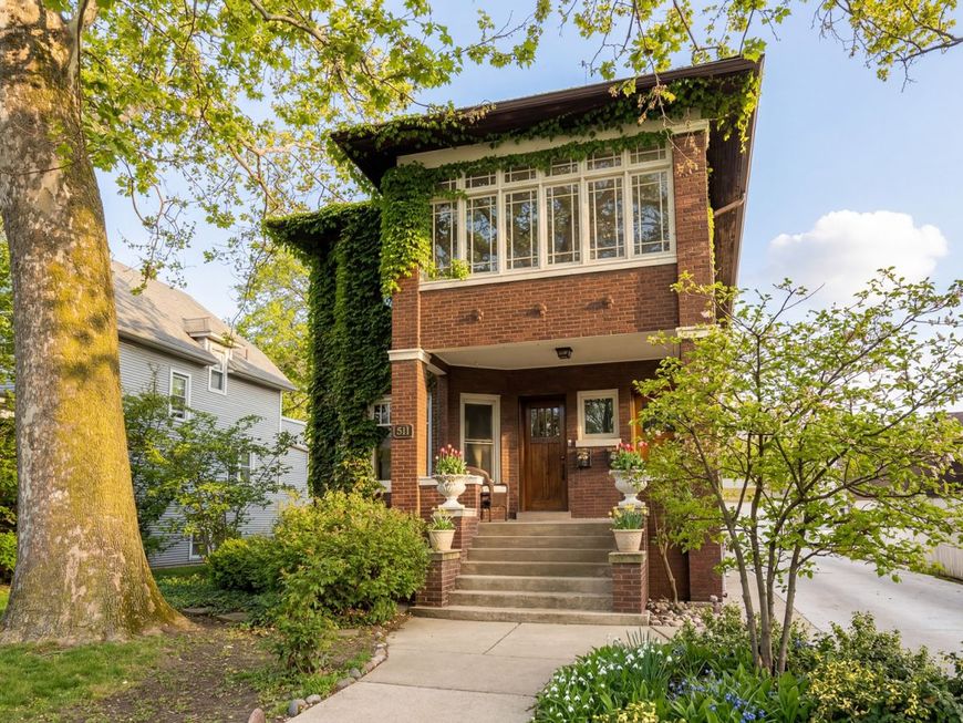 Main Photo
