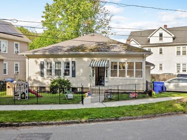 81 Eleanor Road, Springfield, MA 01108