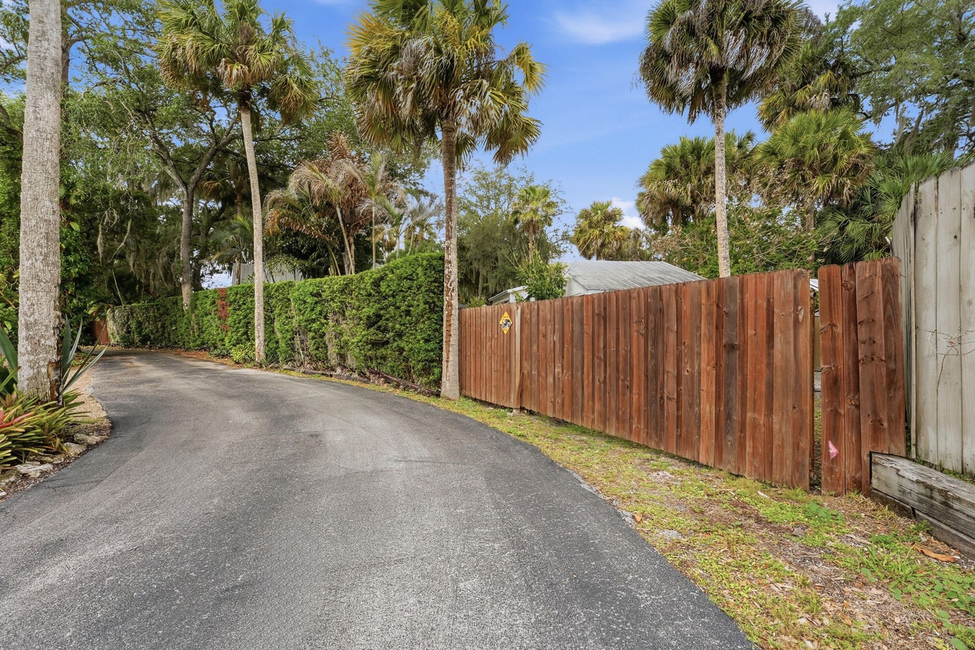 576 SW Rustic Circle, Stuart, FL 34997 Photo