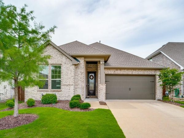 1321 Windflower Drive, Aubrey, TX 76227