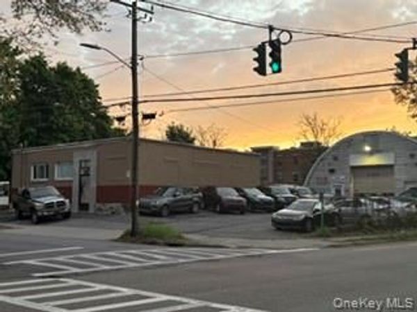 15 N White Street, Poughkeepsie, NY 12601
