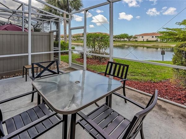 1080 Hampton CIR, NAPLES, FL 34105