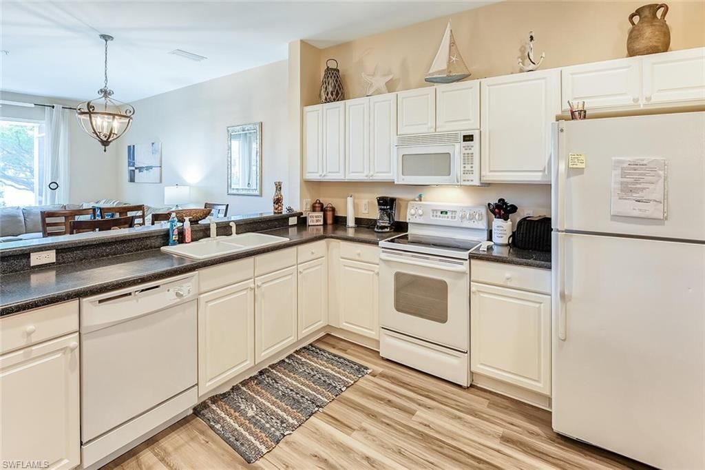1080 Hampton Cir, Naples, FL 34105 Photo