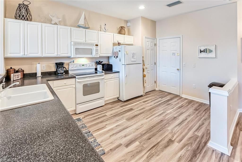 1080 Hampton Cir, Naples, FL 34105 Photo