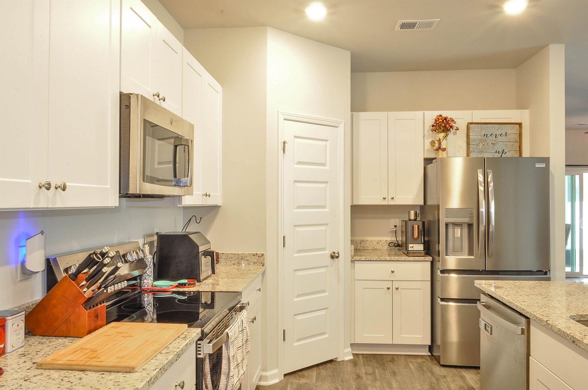 272 Warner Crossing Way Photo 14