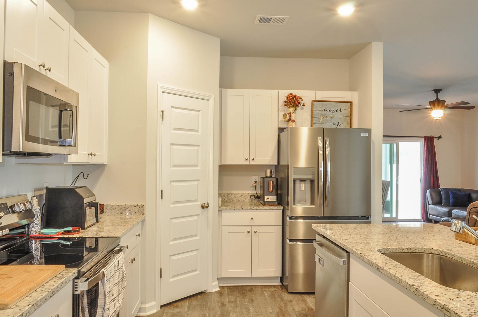 272 Warner Crossing Way Photo 15
