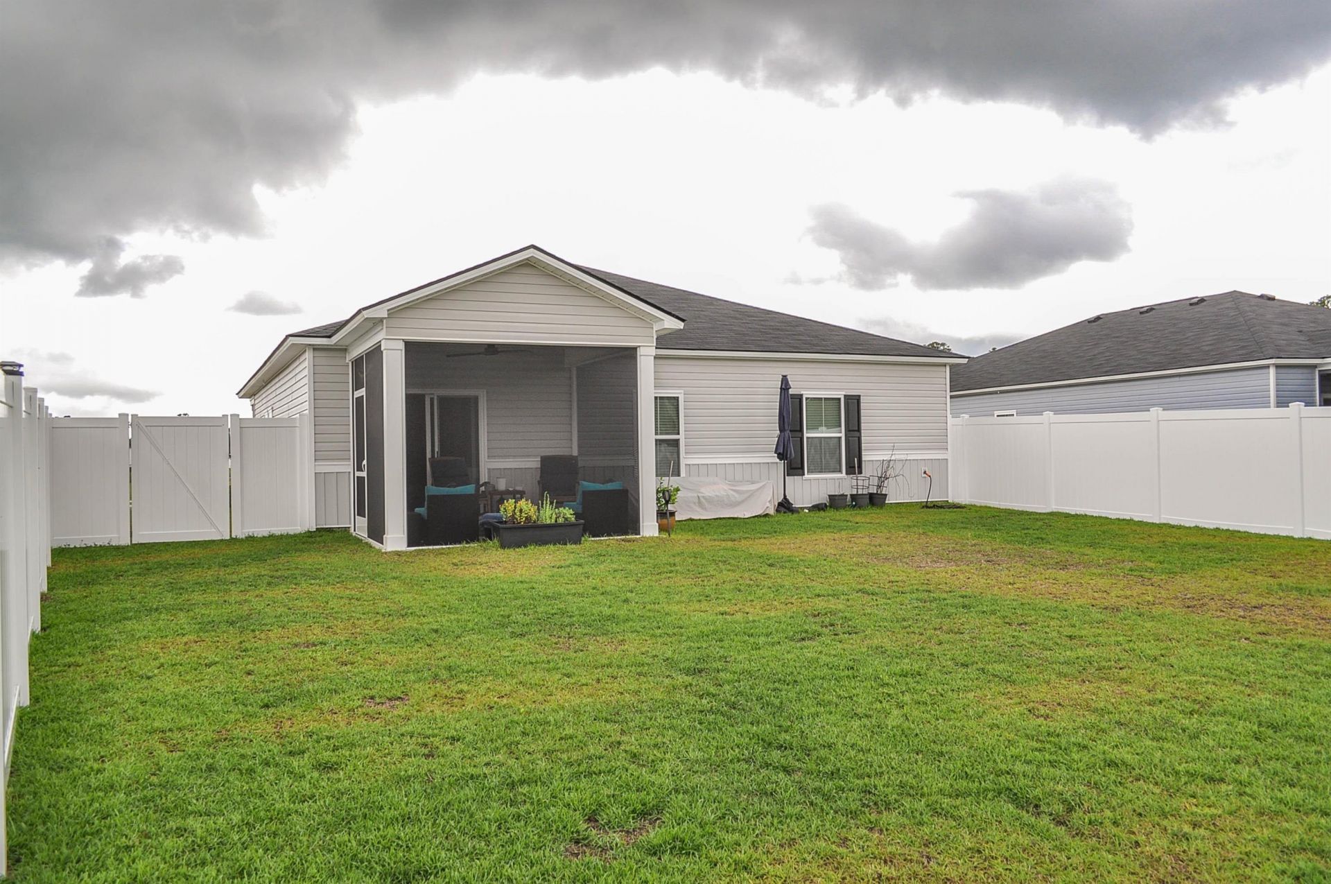 272 Warner Crossing Way Photo 33