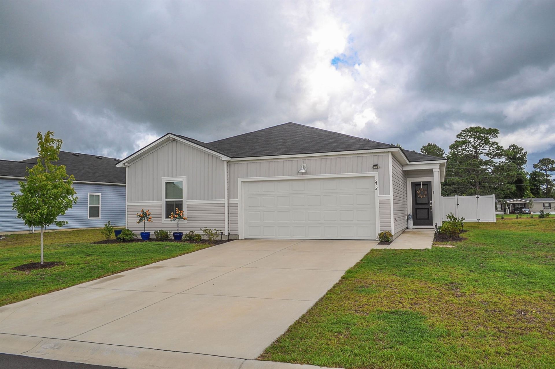 272 Warner Crossing Way Photo 4