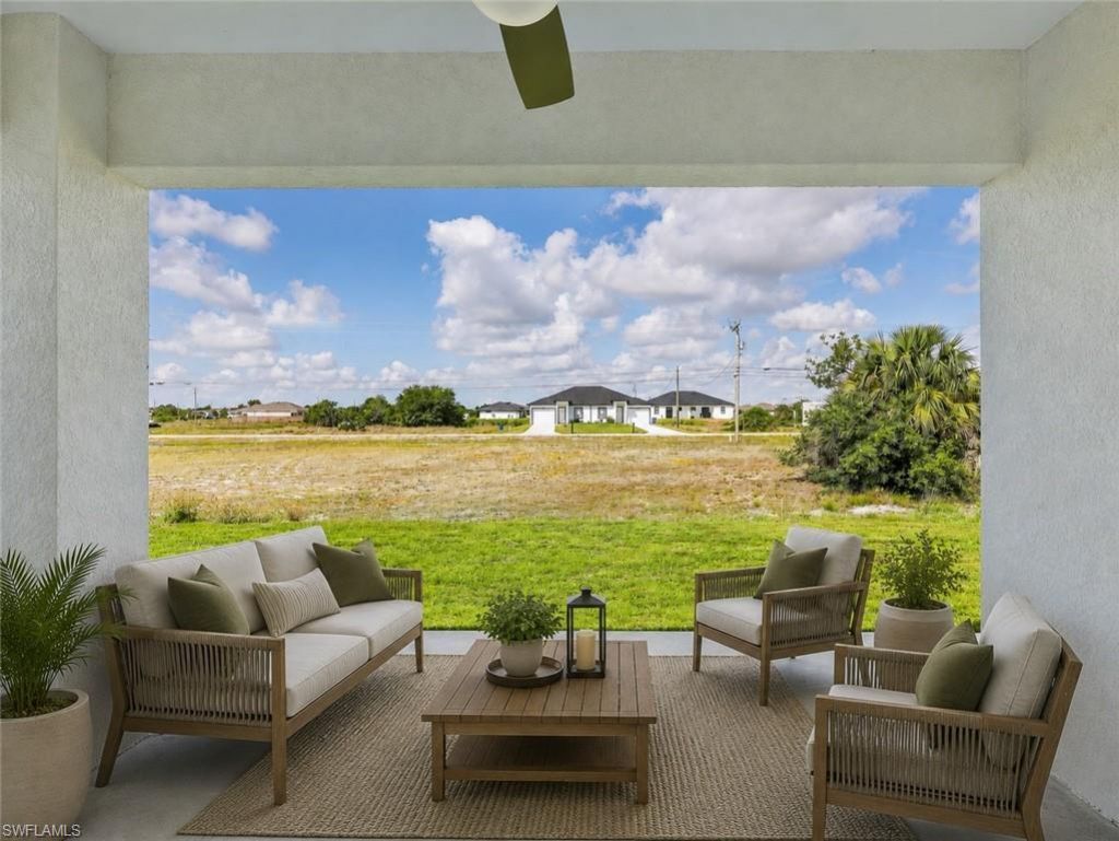362/364 Petite Ave, Lehigh Acres, FL 33974 Photo