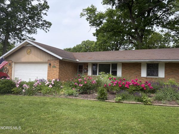 139 Northcrest Circle, Napoleon, OH 43545