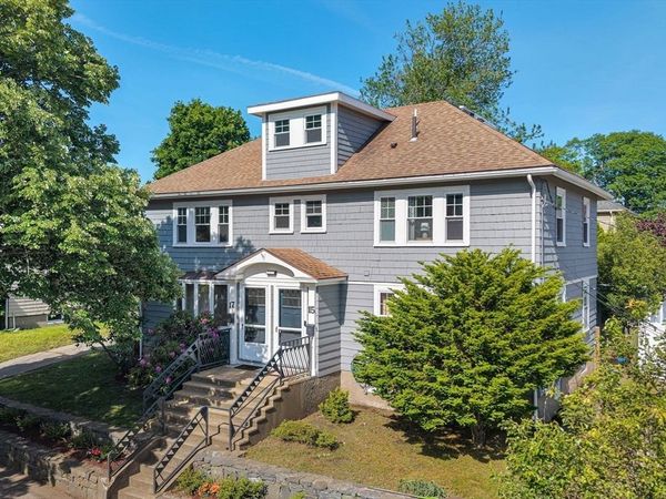 15 Noble St, Unit 15, Newton, MA 02465