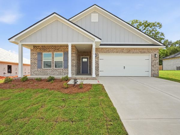 2806 Blackbird Court, Crestview, FL 32539