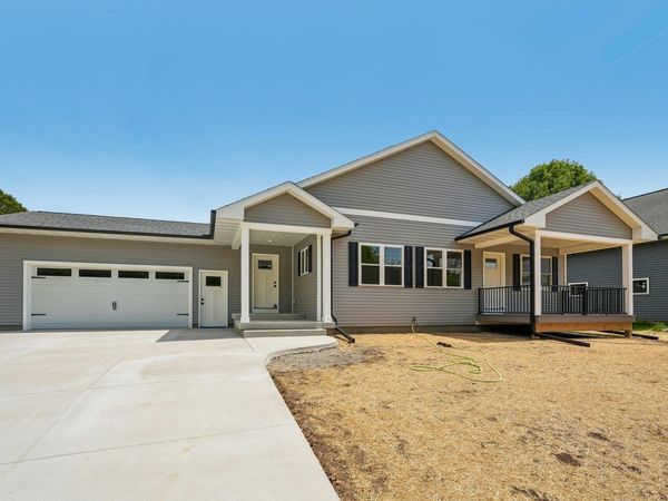 313 Front Street, Watertown, WI 53094